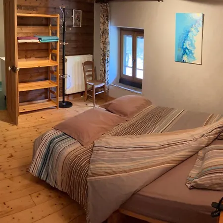 La Pierre De 11h Saint-Christophe-sur-Guiers